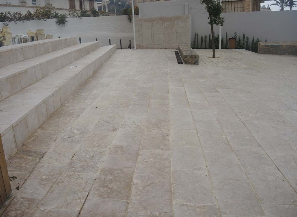 Plaza Comare Maruja Varó